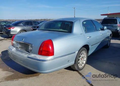 2007 Lincoln Town Car Signature from USA, damaged, VIN 1LNHM81V97Y609417